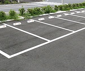 駐車場で白線の真ん中に駐車できない 誰でも簡単に駐車